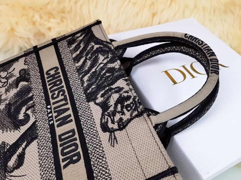 Christian Dior Shopping Bags